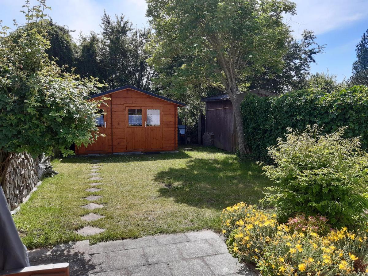 Ferienhaeuschen Kuestenwald Bei Warnemuende, Eigener Garten, Terrasse Mit Strandkorb, 400M Zum Strand Diedrichshagen  Exterior photo